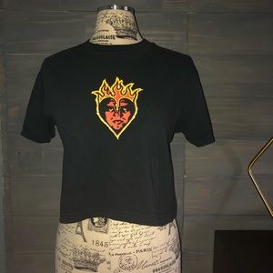 black short sleeve cropped tee with heart logo